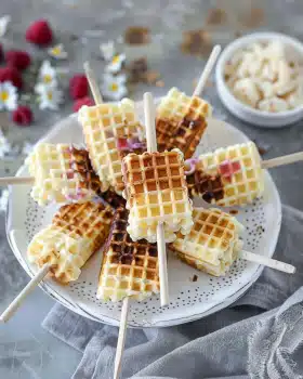Waffeln am Stiel – Süßer Hingucker für jedes Buffet