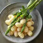 Gnocchi mit grünem Spargel 2 Gnocchi mit grünem Spargel