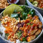 Thai Erdnuss Hähnchen Buddha Bowls 2 Thai Erdnuss Hähnchen Buddha Bowls