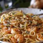 Pasta mit Garnelen und Knoblauch